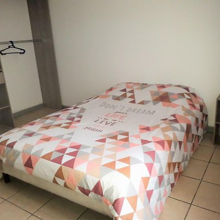 Appart Comme Chez Soi Pusignan 外观 照片
