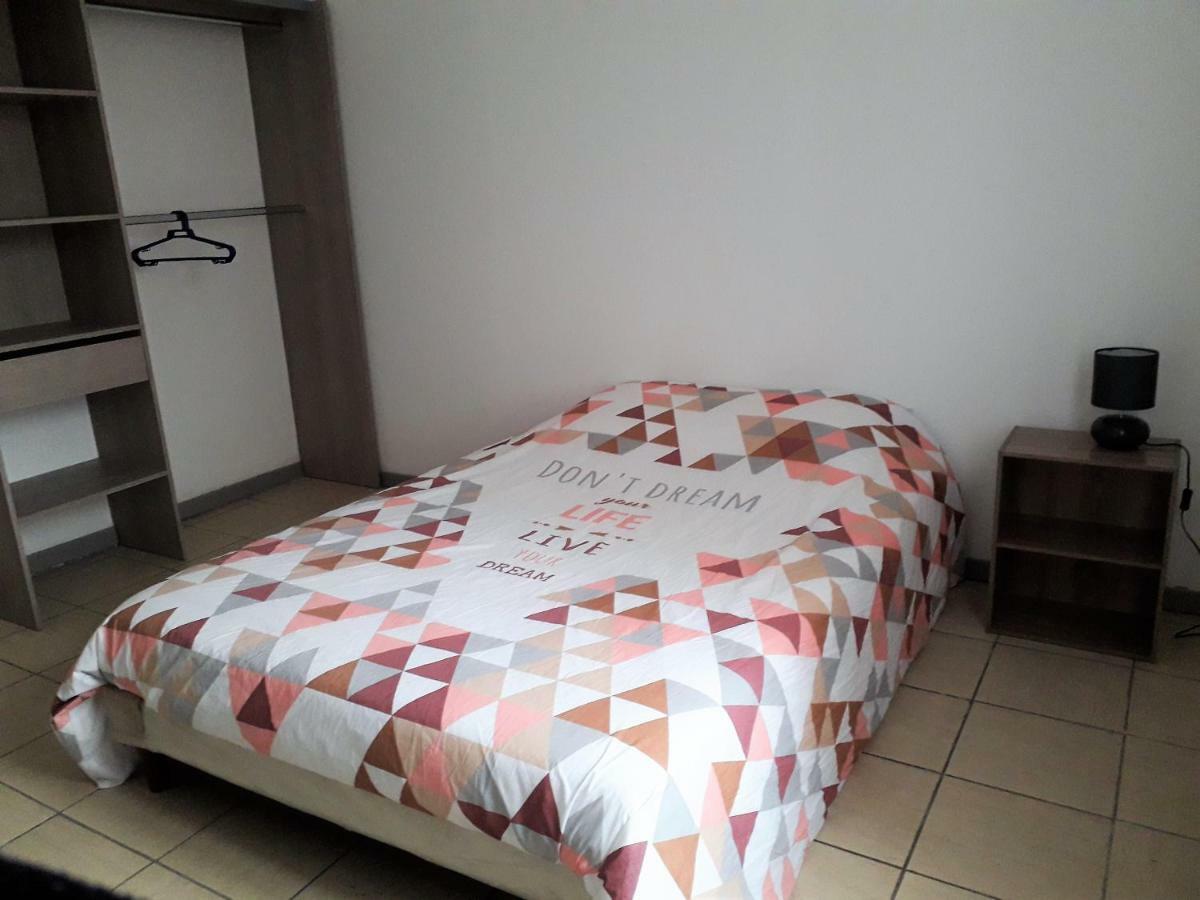 Appart Comme Chez Soi Pusignan 外观 照片