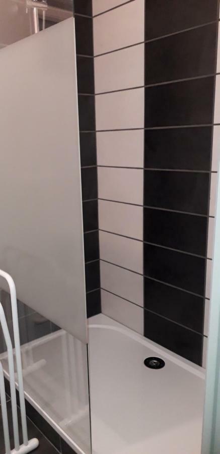 Appart Comme Chez Soi Pusignan 外观 照片